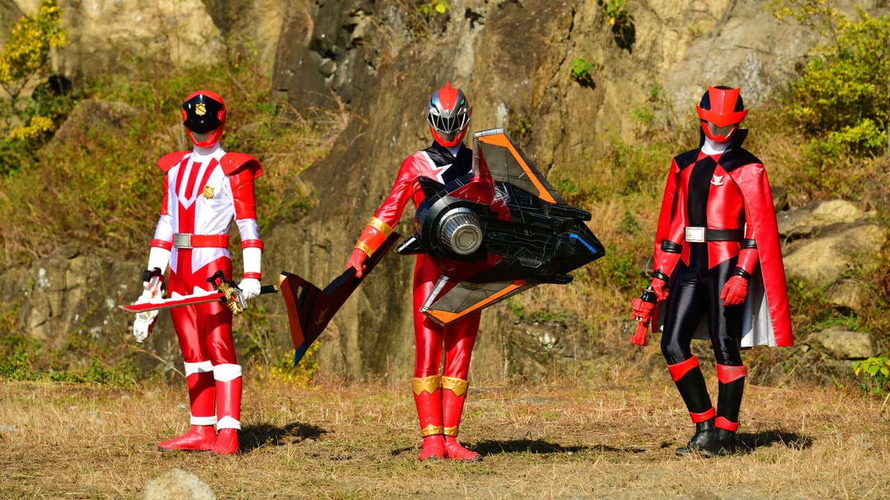 Kishiryu Sentai Ryusoulger VS Lupinranger VS Patranger backdrop