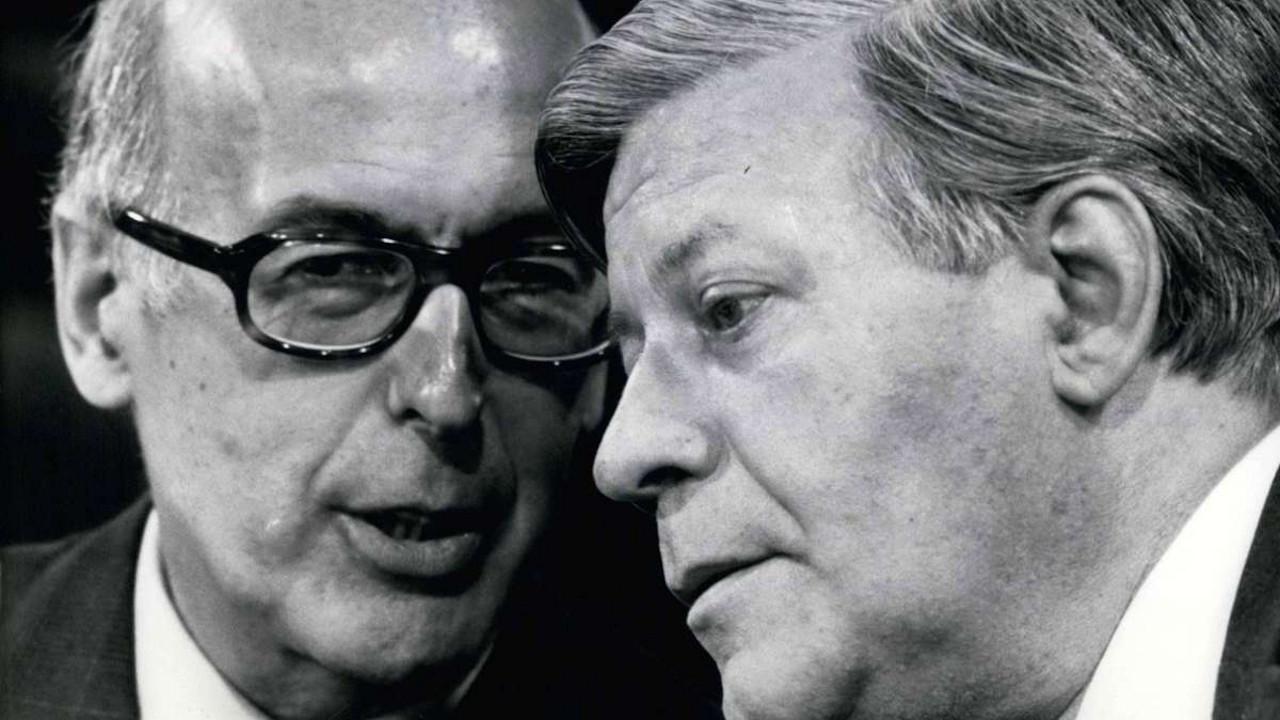 Schmidt und Giscard d’Estaing - Eine Männerfreundschaft backdrop
