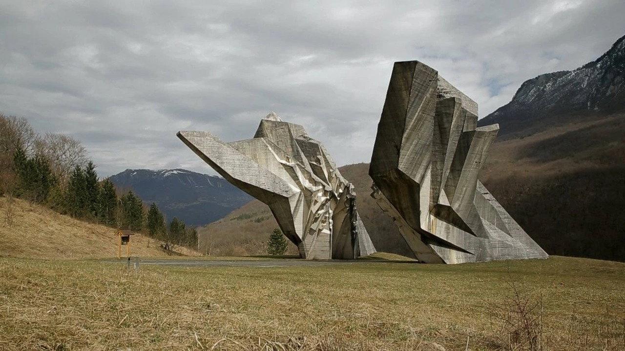 Monument backdrop