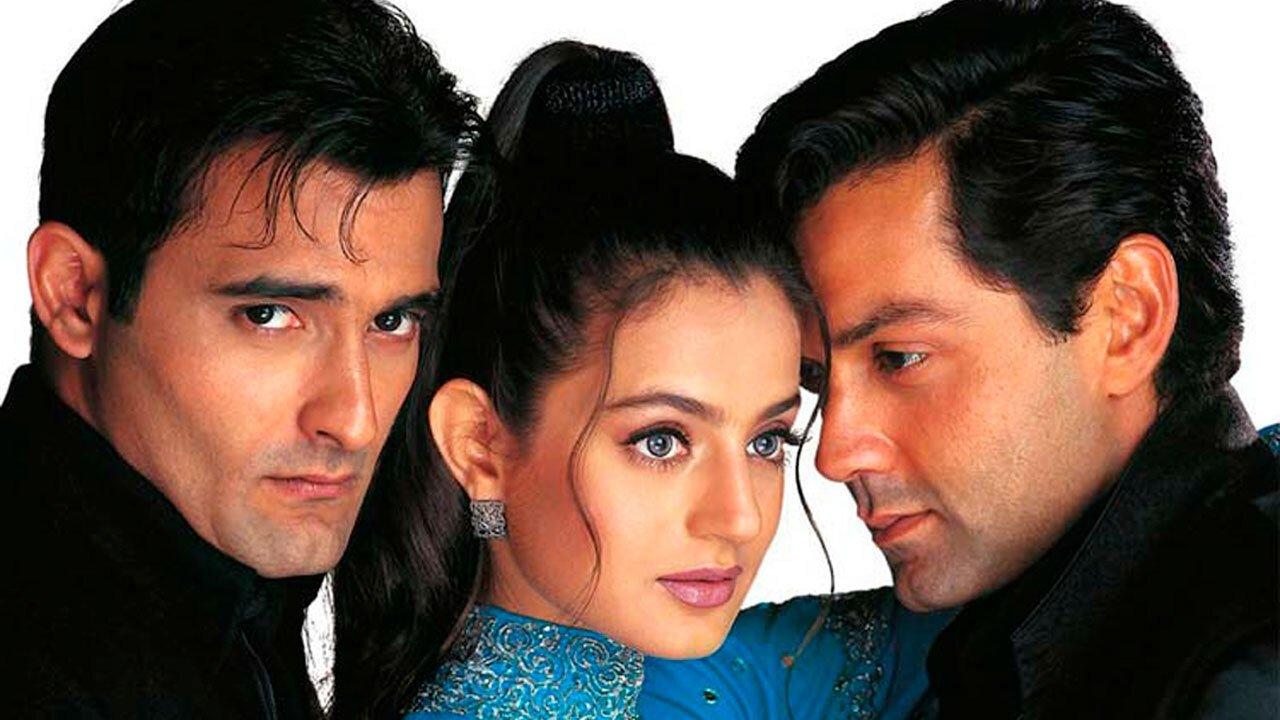 Humraaz backdrop