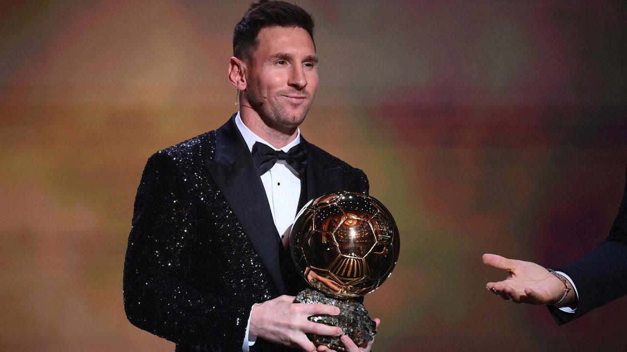 Le Ballon d'Or backdrop
