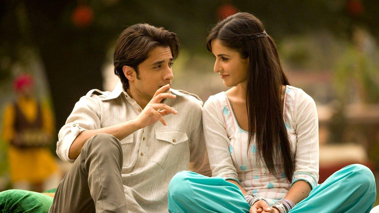 Mere Brother Ki Dulhan backdrop