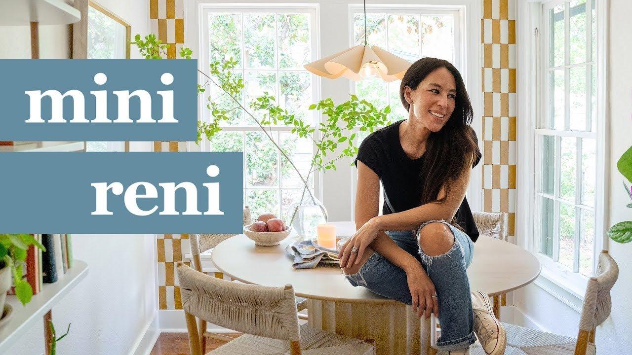 Mini Reni backdrop