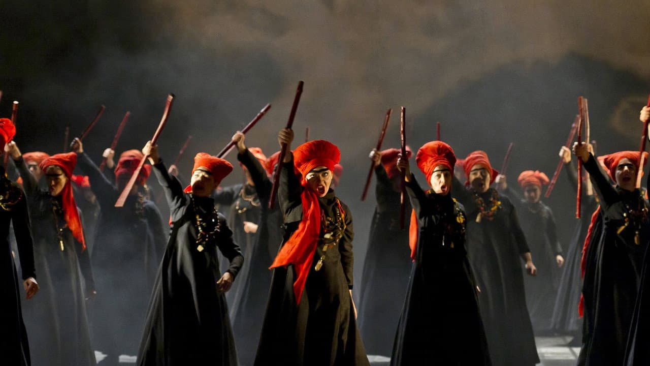 Royal Opera House: Macbeth backdrop