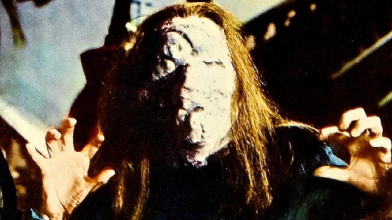 Die, Monster, Die! backdrop