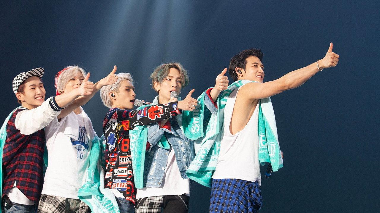 My SHINee World backdrop