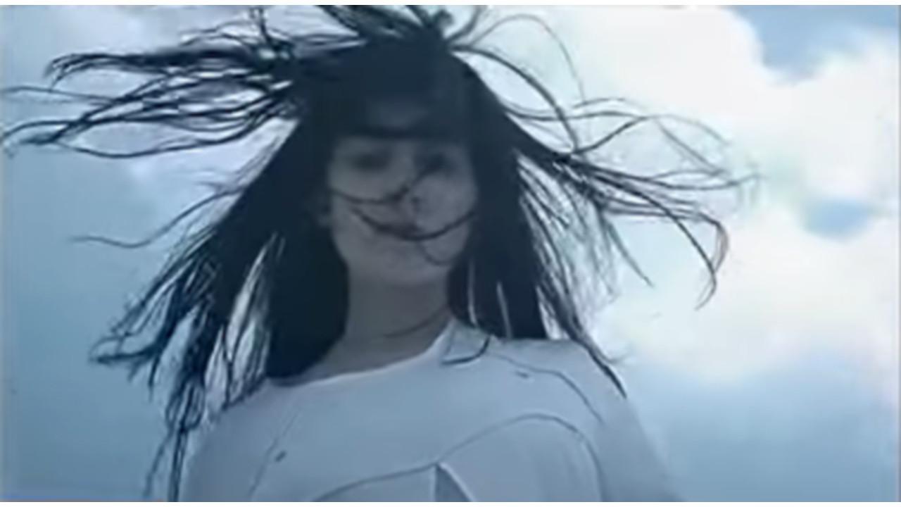 Güneşin Karanlığı backdrop