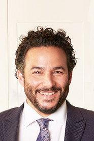 Ennis Esmer profile photo