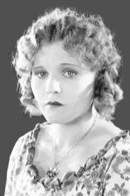 Charlotte Merriam profile photo