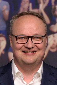Oliver Welke profile photo