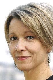 Linda Emond profile photo