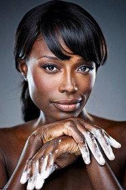 Lorraine Pascale profile photo