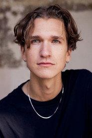 Alex Junge profile photo