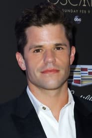 Charlie Carver profile photo
