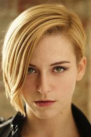 Celine du Tertre profile photo
