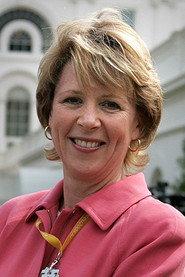 Elisabeth Bumiller profile photo