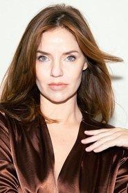 Kelli Garner profile photo