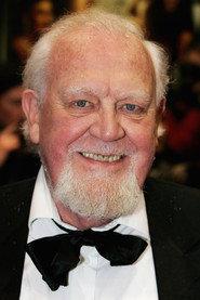 Joss Ackland profile photo