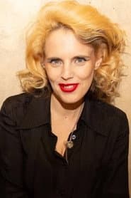Anna Calvi profile photo