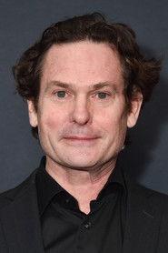 Henry Thomas profile photo