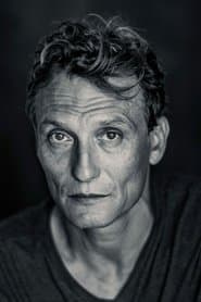 Oliver Masucci profile photo