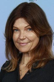 Nicole De Boer profile photo