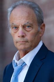 Nic D'Avirro profile photo