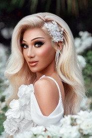 Plastique Tiara profile photo