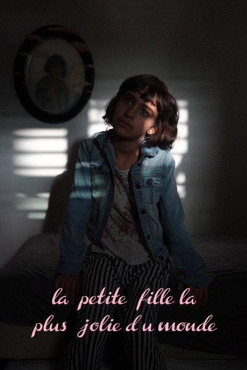 La Petite Fille la Plus Jolie du Monde backdrop