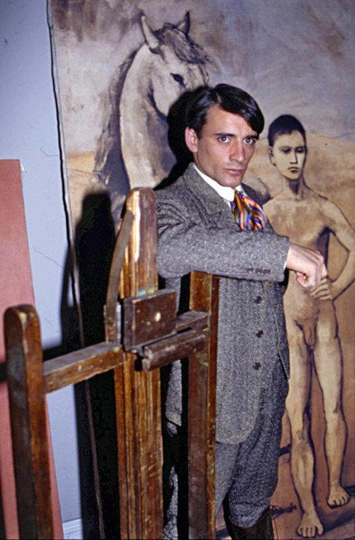 El joven Picasso backdrop