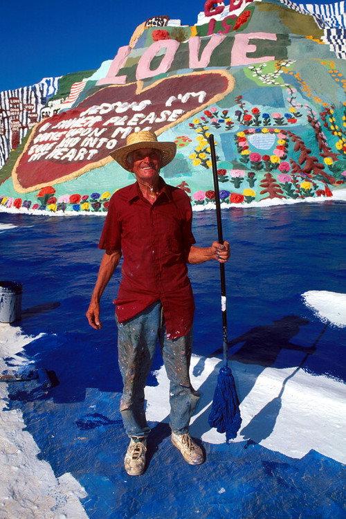 Salvation Mountain - Leonard Knight backdrop