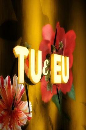 Tu e Eu backdrop